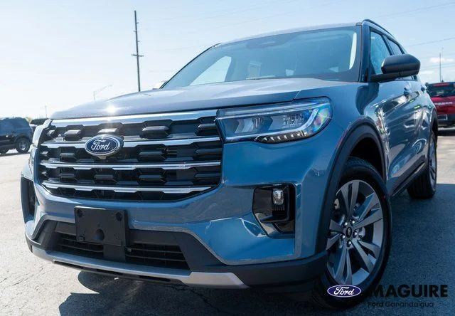 2026 Ford Explorer Active 4WD's photo