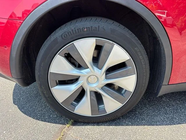 Used 2022 Red Tesla Long Range image 35