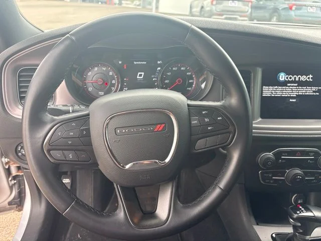 Used 2023 Silver Dodge SXT image 6