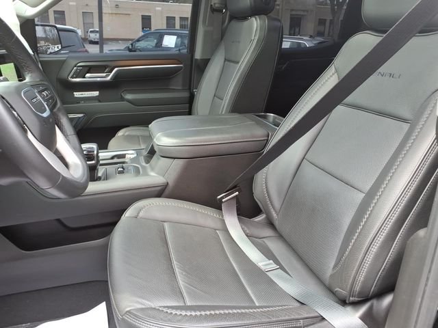 Used 2024 Black GMC Denali image 10