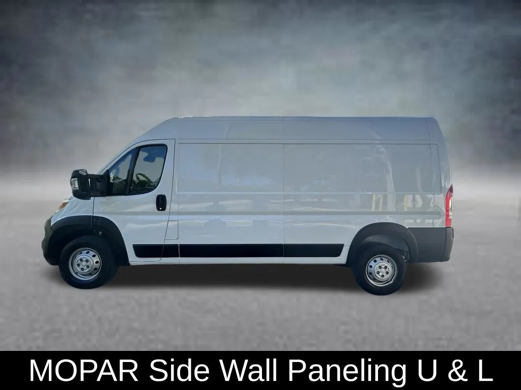 Used 2023 White Ram High Roof image 4