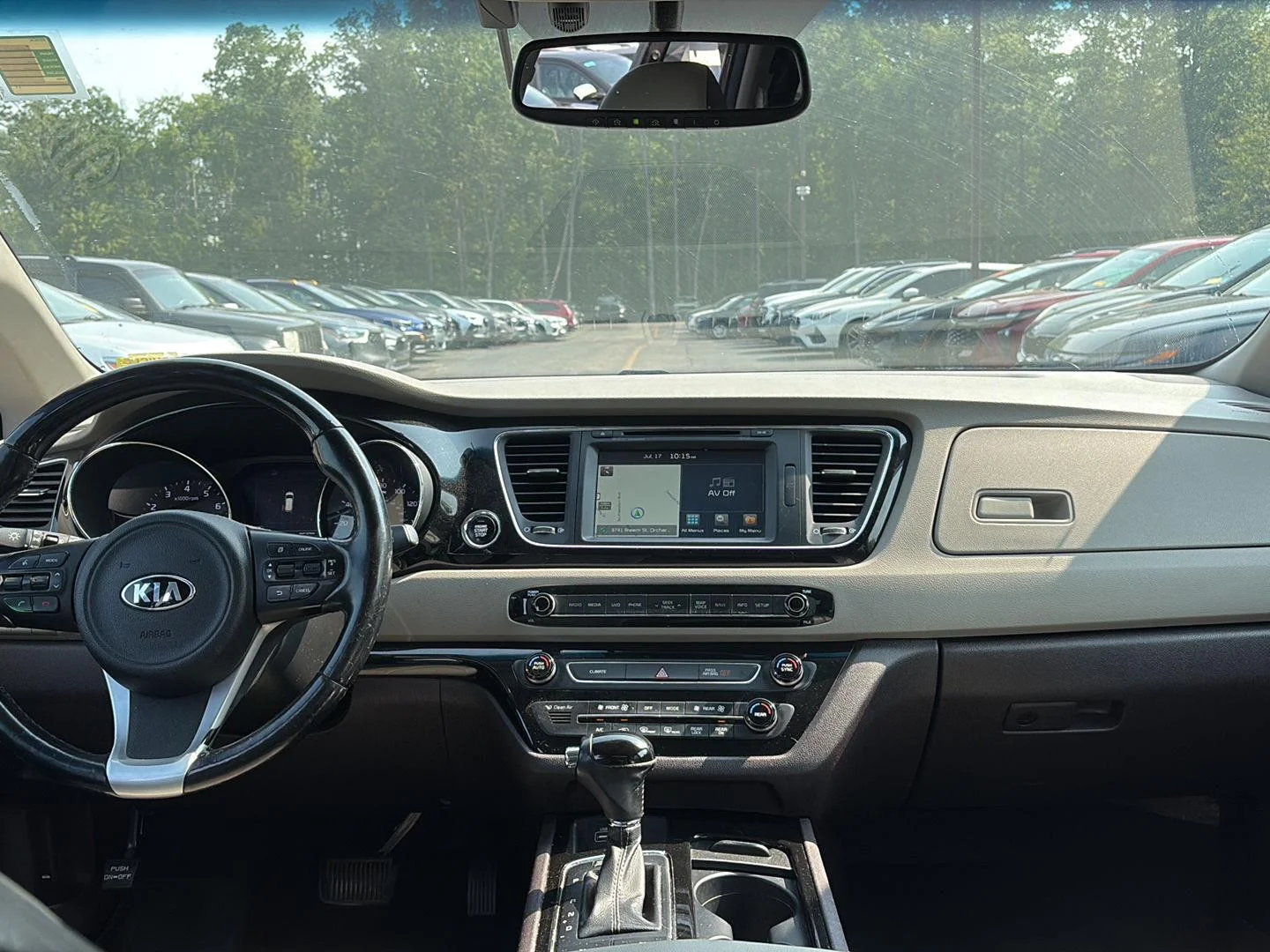 Used 2016 Kia Sedona SX Limited with VIN KNDME5C19G6171311 for sale in Orchard Park, NY