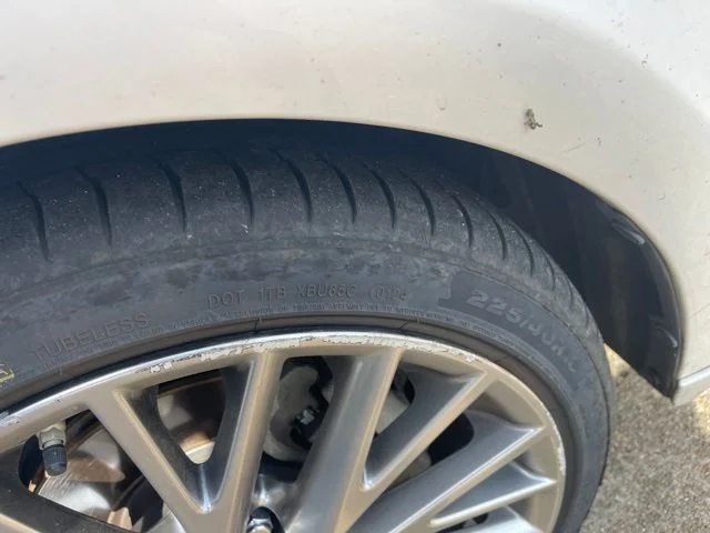 Used 2014  Lexus 250 image 6