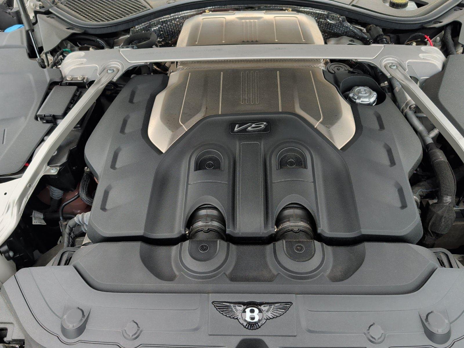 Used 2021 Ghost White Pearlescent by Mulliner Bentley GT V8 image 18