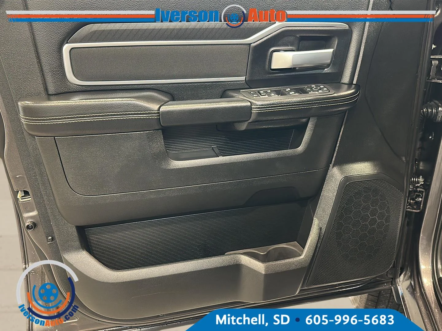 Used 2026 Granite Crystal Metallic Clearcoat Ram Big Horn image 13