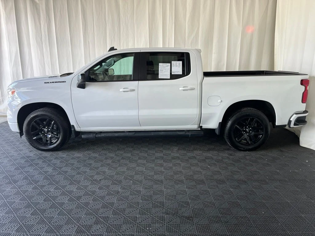 Used 2024 White Chevrolet RST image 24