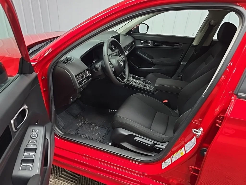 Used 2024  Honda EX image 30
