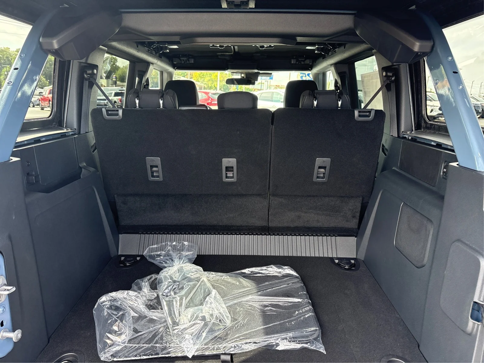 New 2025 Azure Gray Metallic Tri-Coat Ford Big Bend® image 11