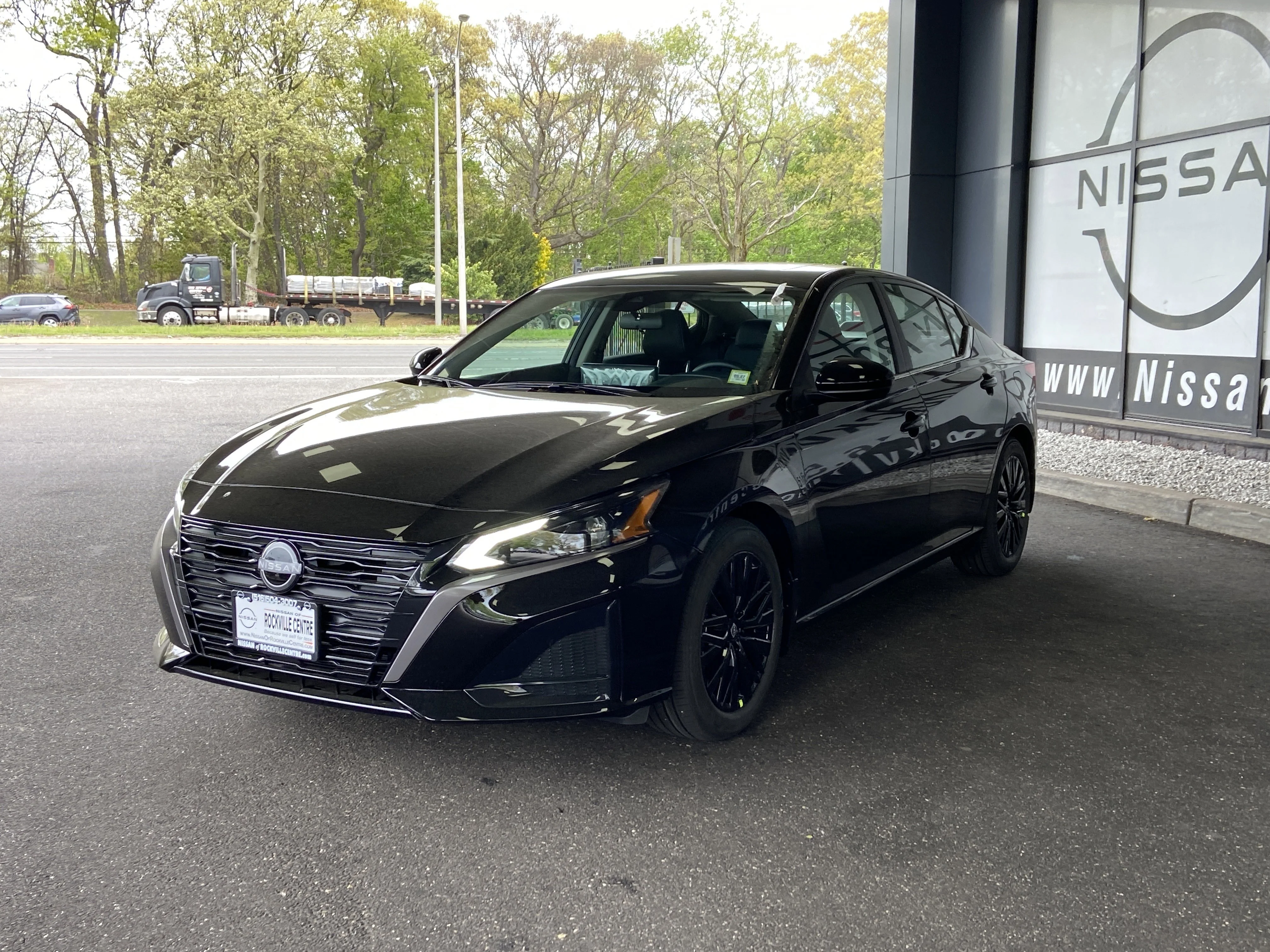 New 2026 Super Black Nissan SV image 7