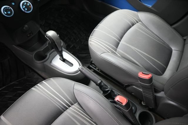 Used 2014 Blue Chevrolet 1LT image 30