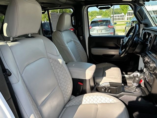 Used 2022 White Jeep Unlimited Sahara 4xe image 16