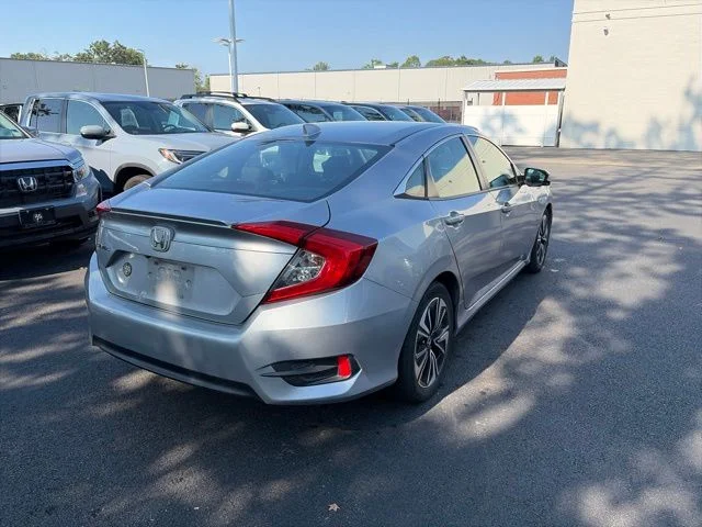 Used 2016 Silver Metallic Honda EX-T image 5