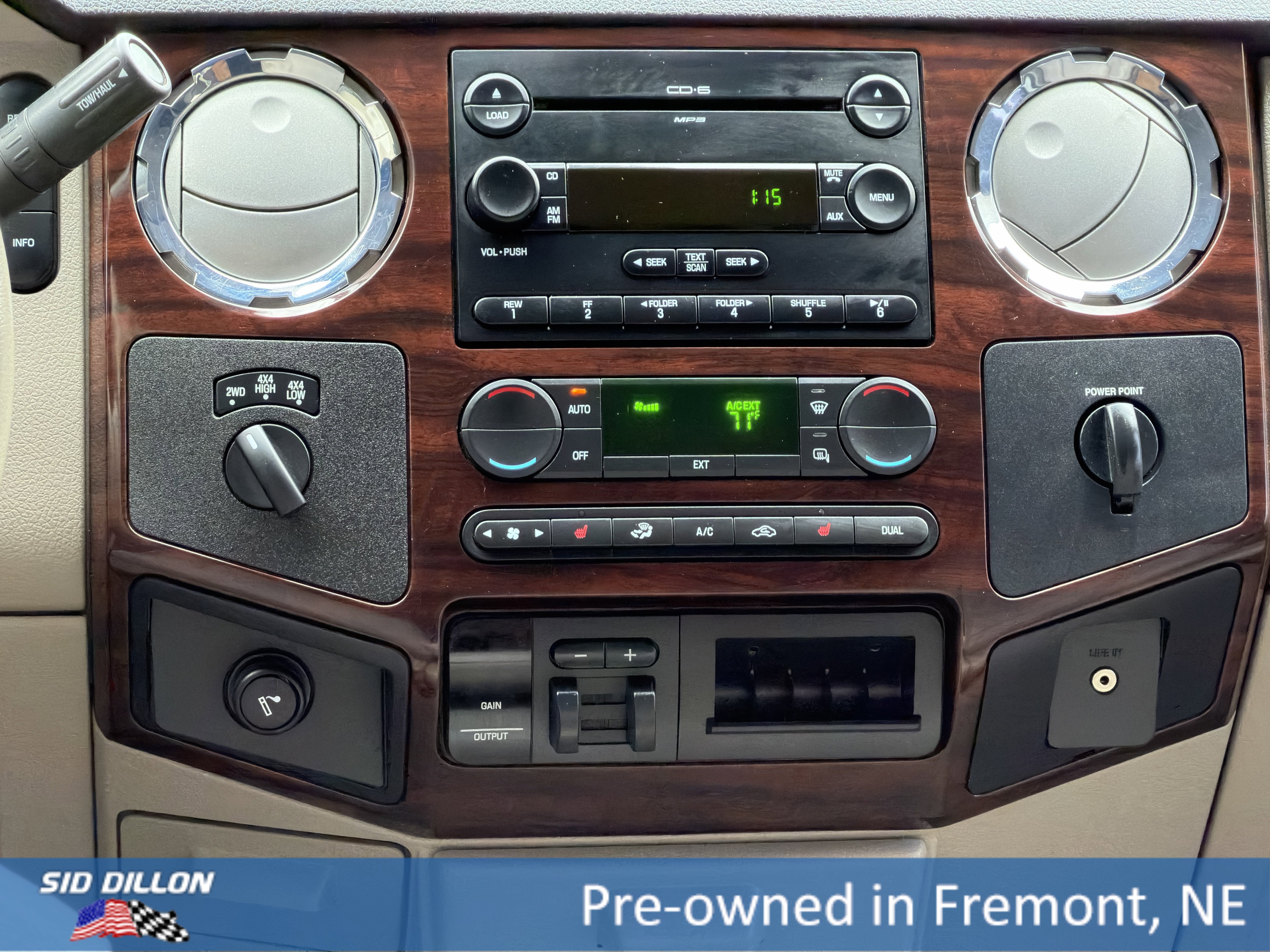 Used 2008 White Ford Lariat image 11