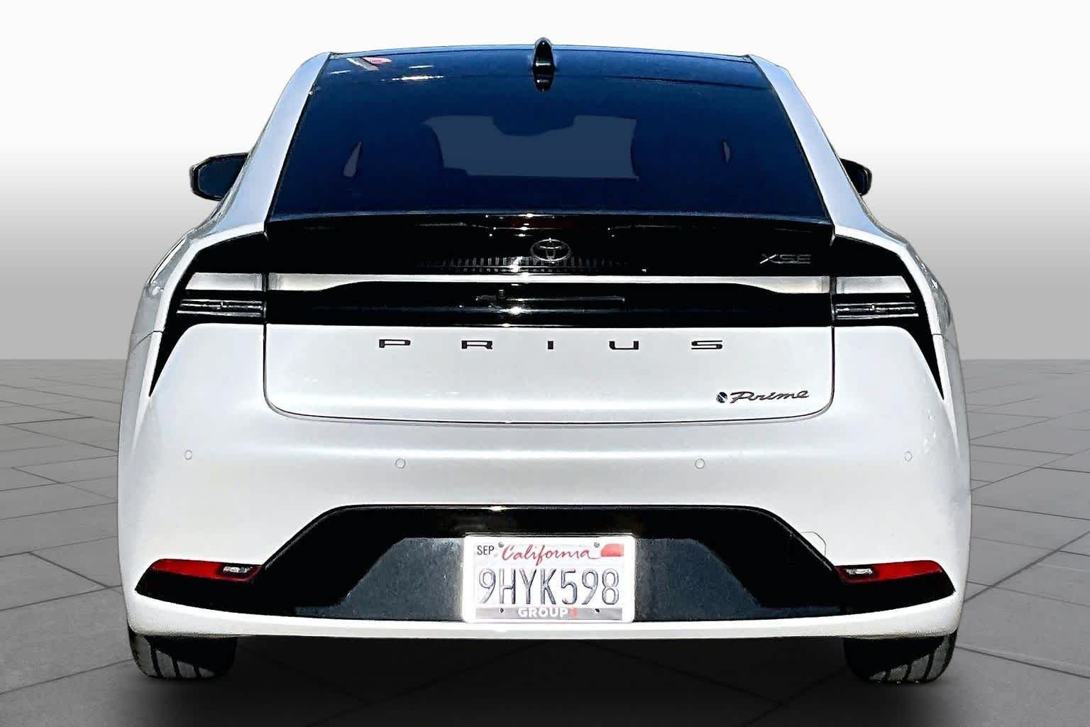 Used 2023 Wind Chill Pearl Toyota XSE Premium image 4