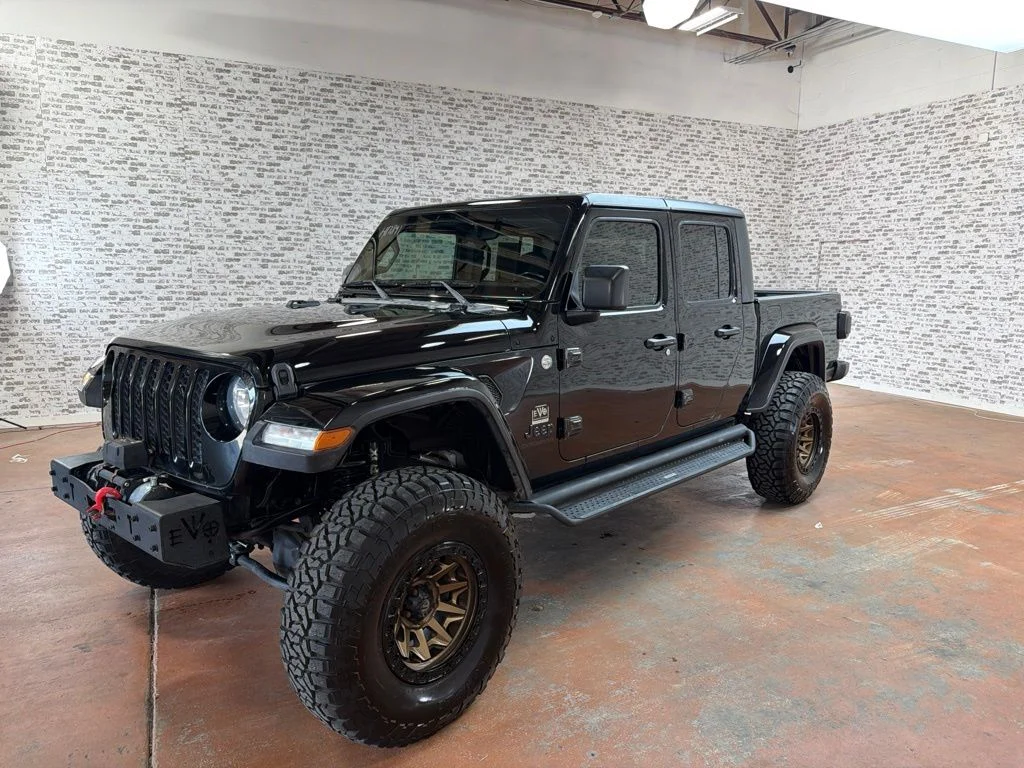 Used 2020 Black Clearcoat Jeep Sport image 3