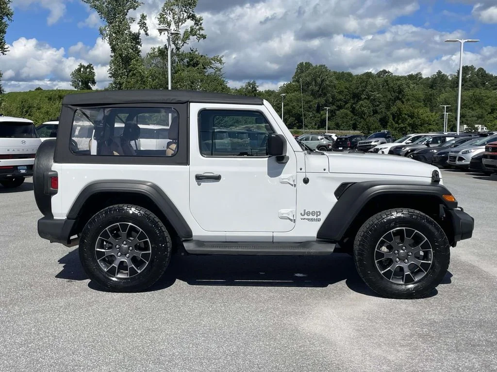Used 2021 Bright White Clearcoat Jeep Sport image 31
