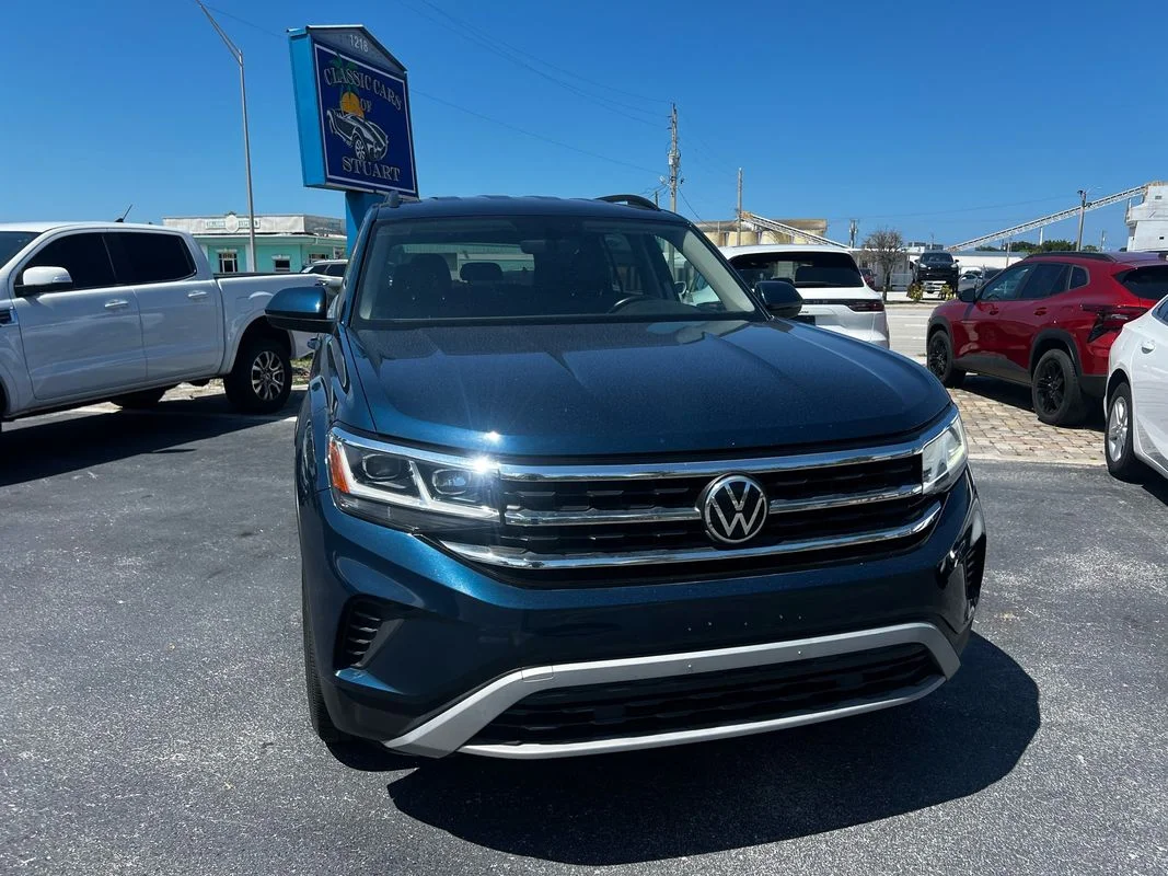 Used 2021  Volkswagen 2.0T SE image 12