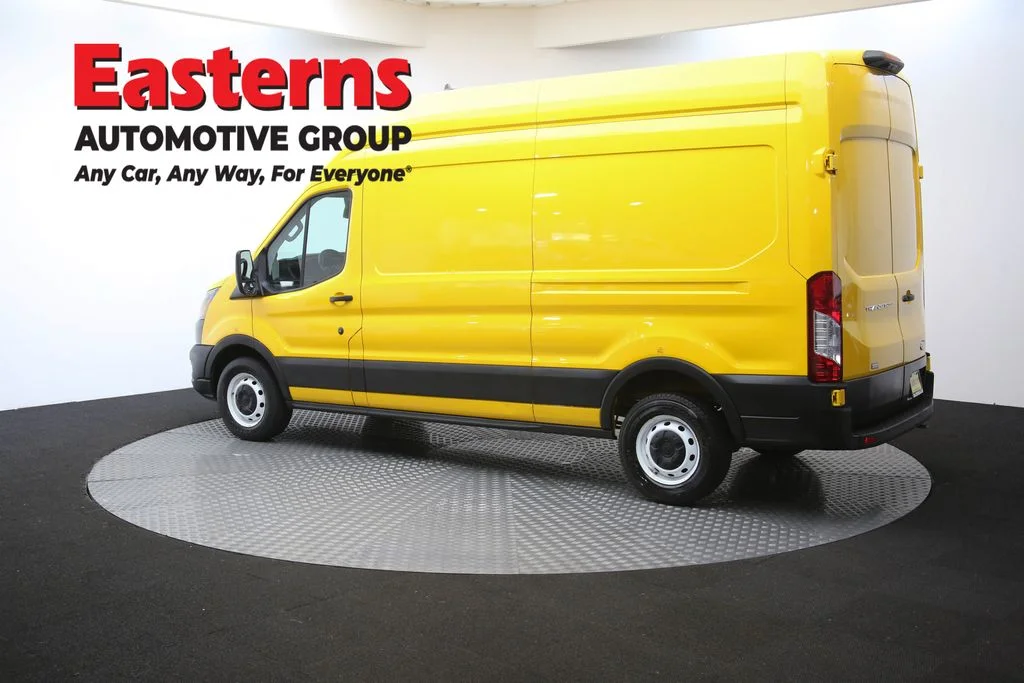 Used 2021 Yellow Ford Base image 64
