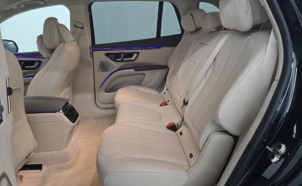 Used 2023 Green Mercedes-Benz 450 image 13
