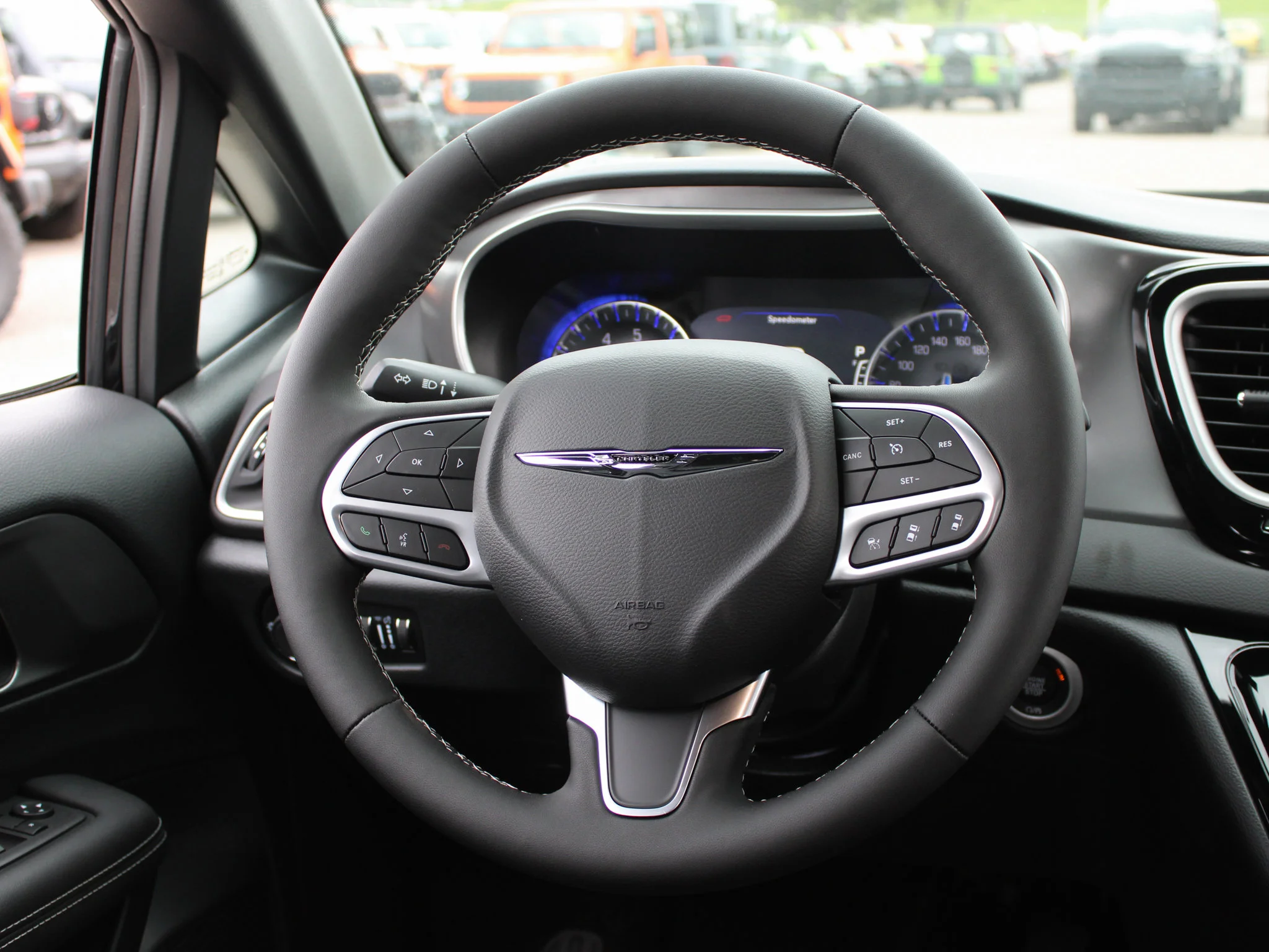 Used 2025 Black Chrysler SXT*, Heated Leather, Remote Start, Lane Departure Warning image 15