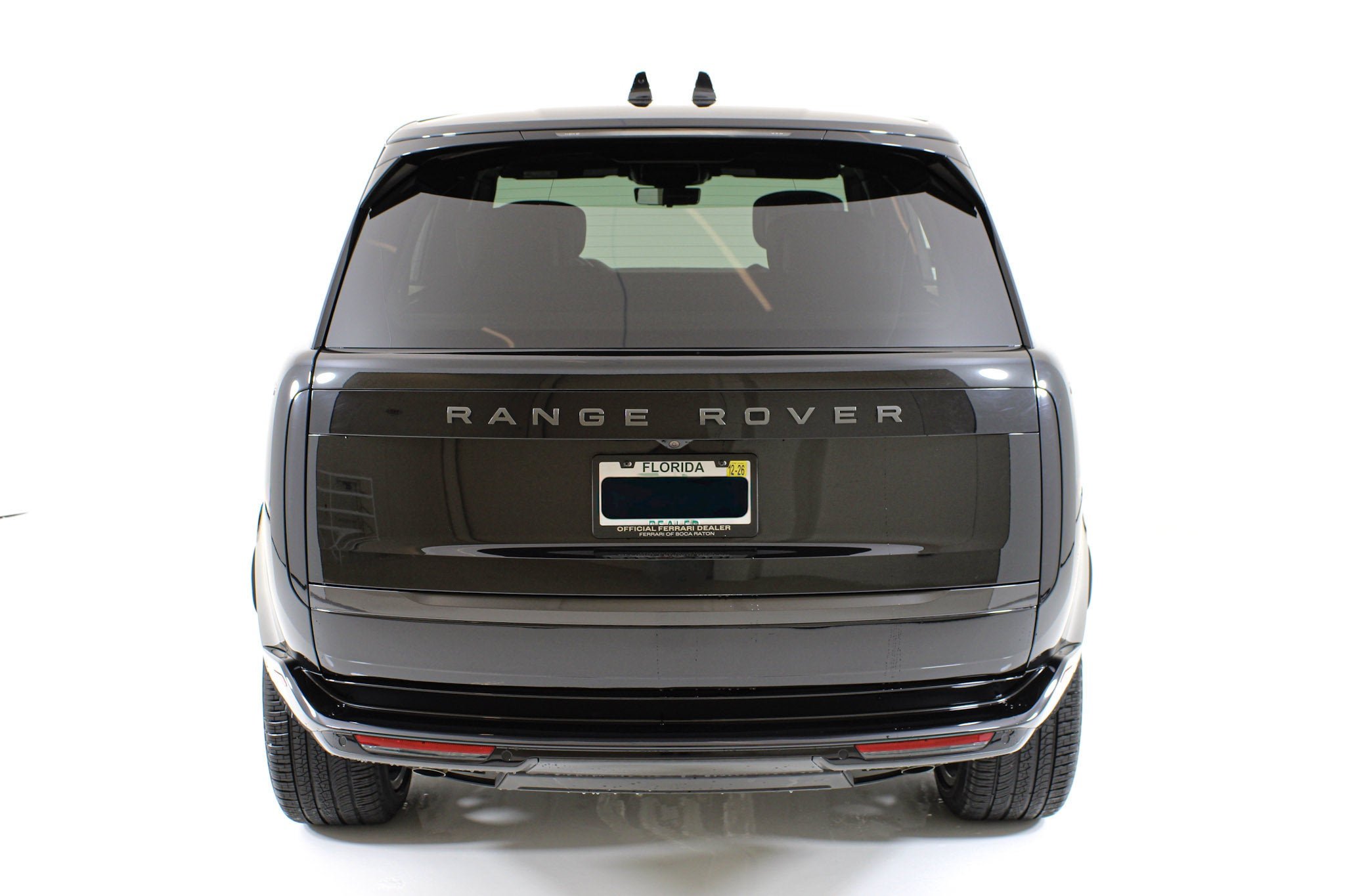 Used 2025 Black Land Rover Autobiography image 5