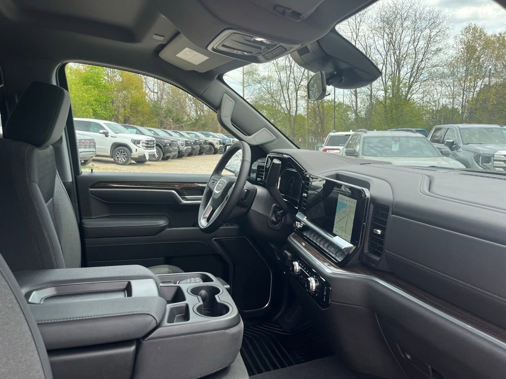 Used 2026 Titanium Rush Metallic GMC Elevation image 35
