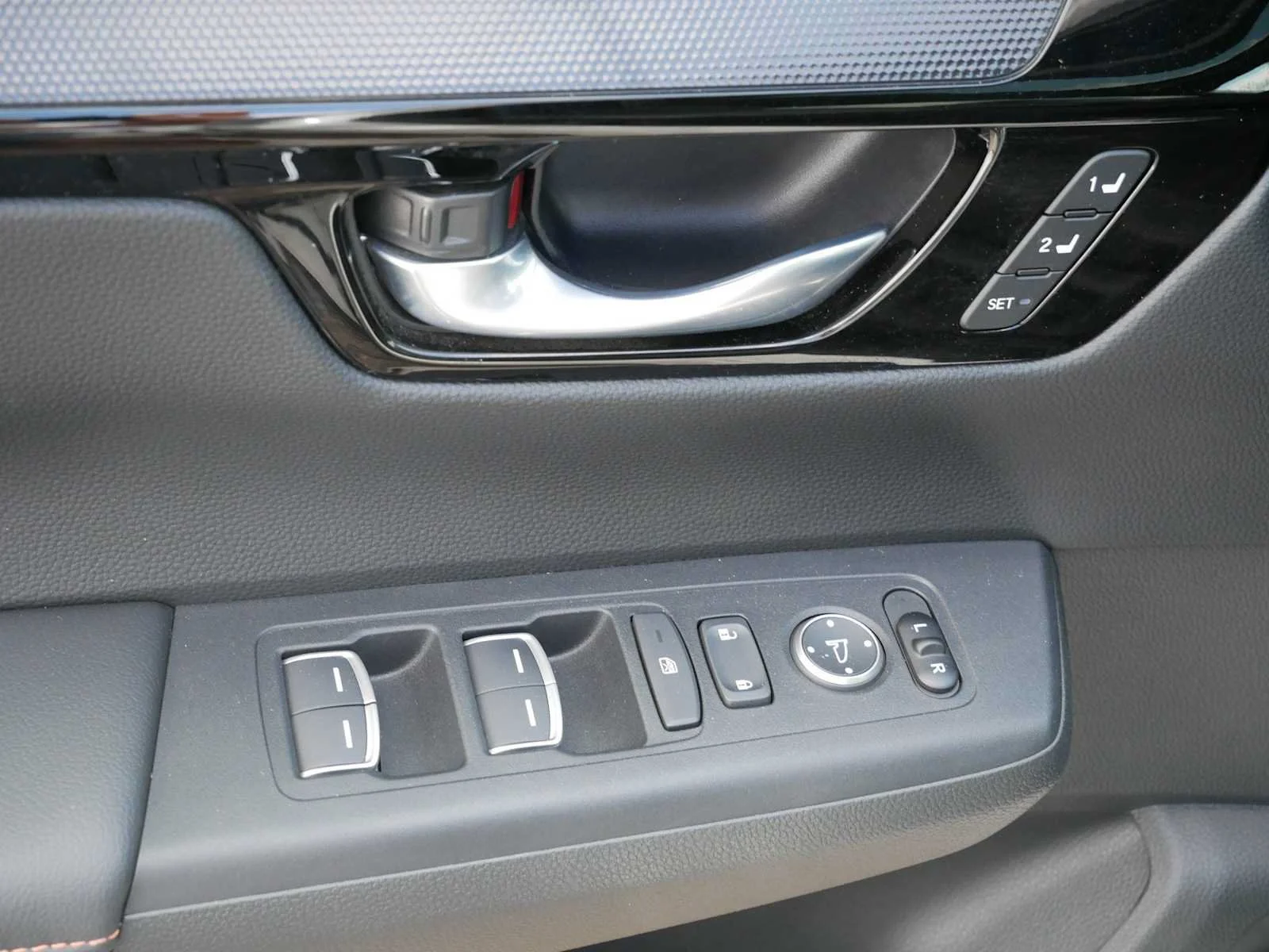 2025 Honda CR-V Sport Touring - Photo 55