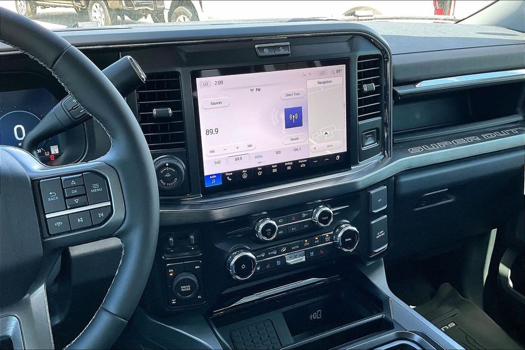 New 2026 Ford Super Duty F-250 Lariat 4D Crew Cab