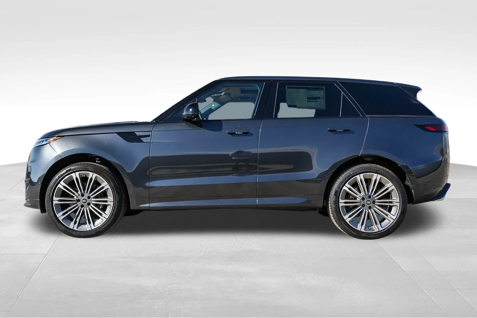 2025 Land Rover Range Rover Sport Dynamic SE - Photo 8
