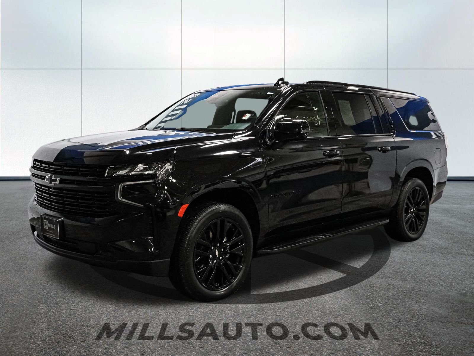 Certified 2023 Chevrolet Suburban RST with VIN 1GNSKEKD7PR534853 for sale in Baxter, Minnesota