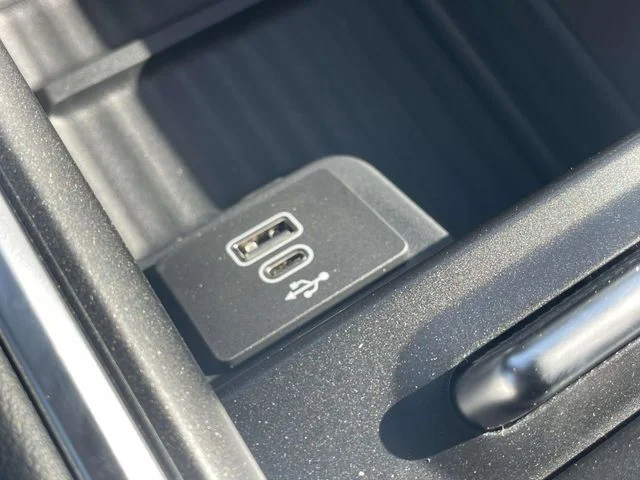 New 2026 Silver Ford Platinum image 23