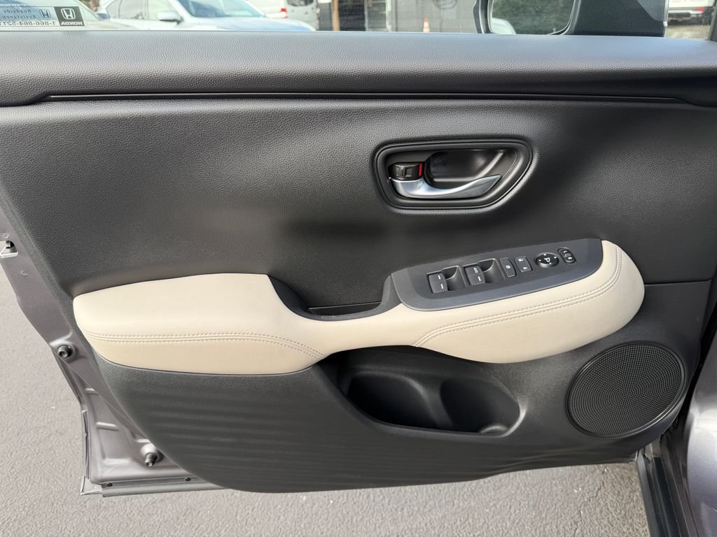 Used 2025 Gray Honda LX image 12
