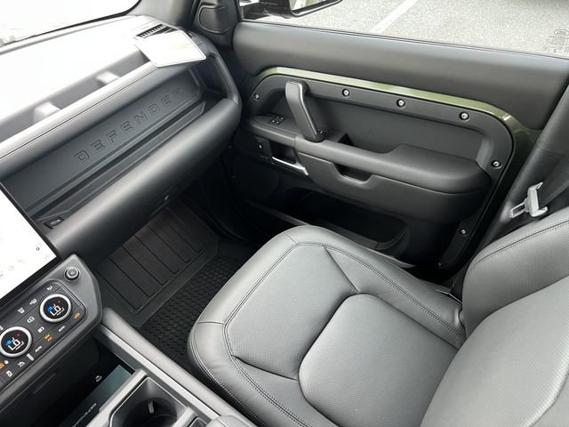 New 2026 Borasco Grey Land Rover X-Dynamic SE image 17