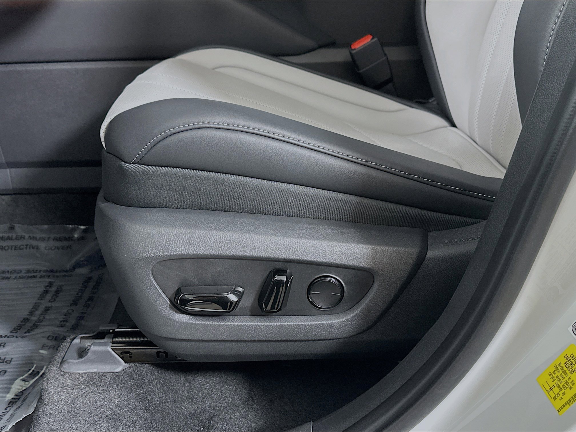 New 2026 Wind Chill Pearl Lexus TX 500h F SPORT PERFORMANCE PREMIUM AWD image 18