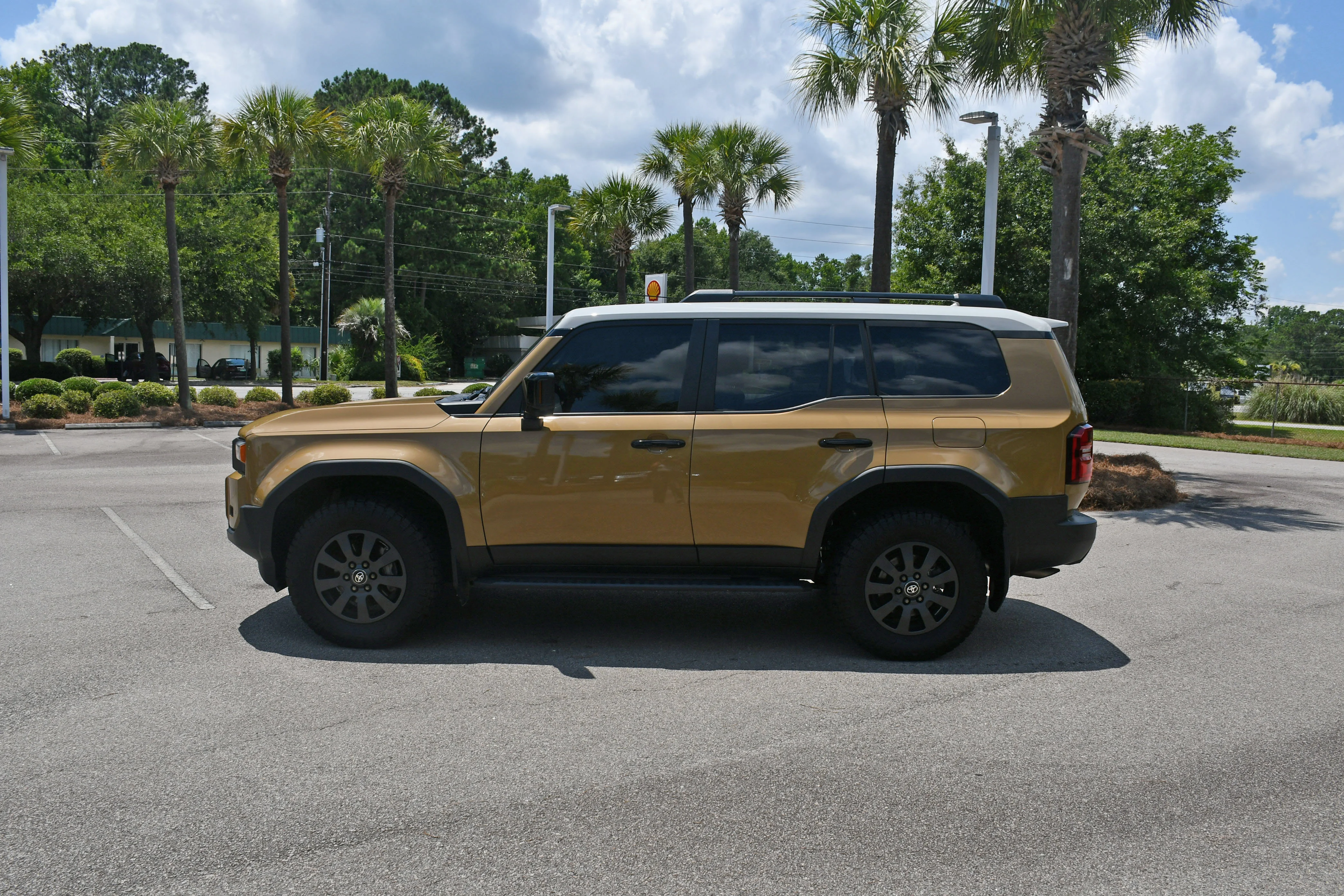 Used 2025 Gray Toyota Base image 4