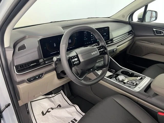 New 2027 White Kia EX image 12