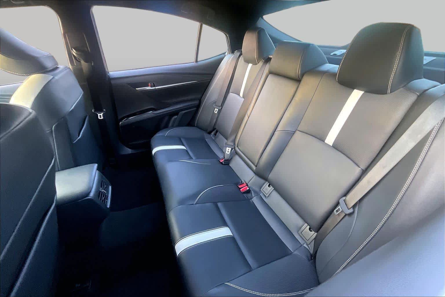 Used 2025 Underground Toyota SE image 18