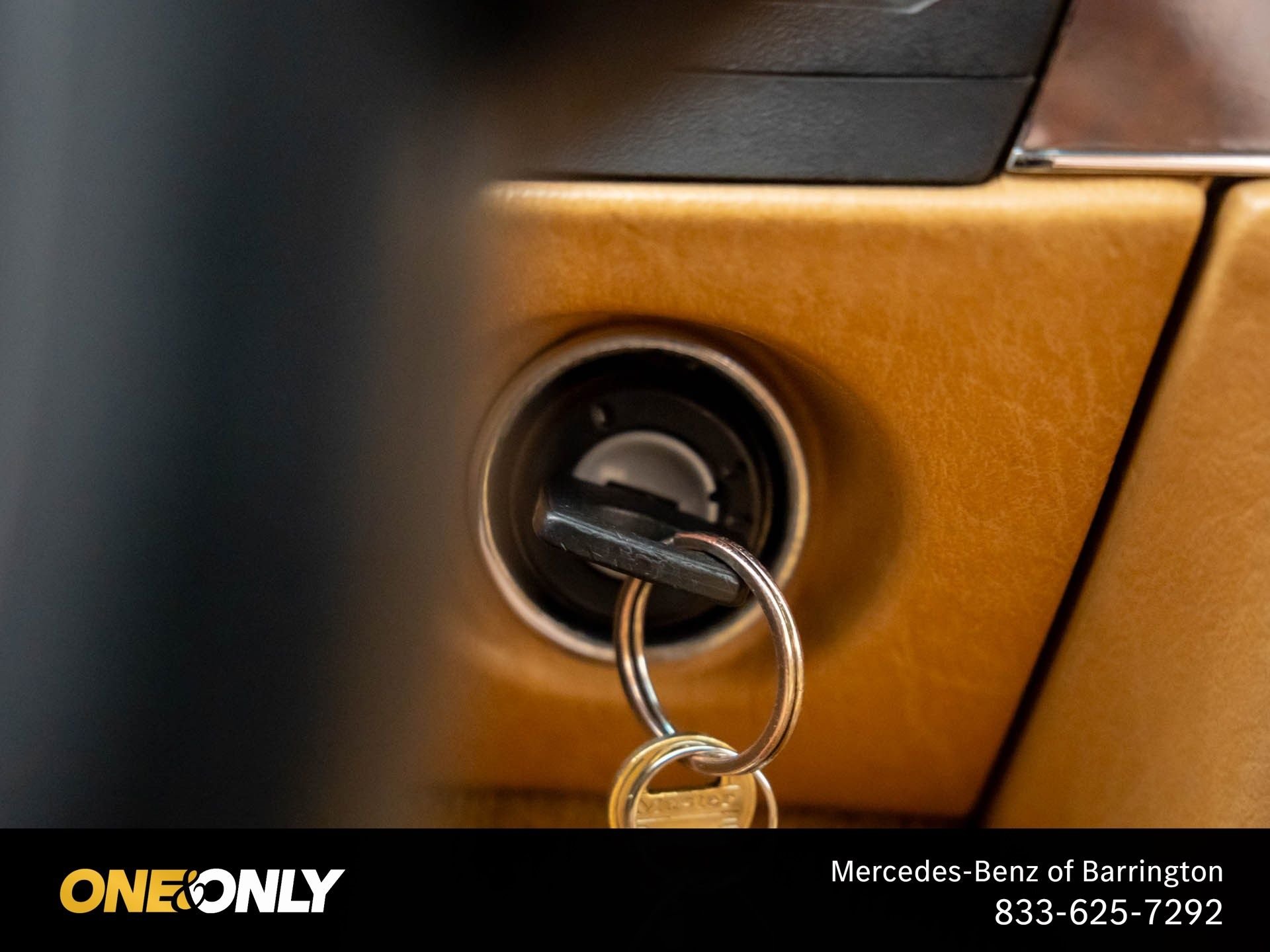 Used 1987 Black Mercedes-Benz 560 SL image 21