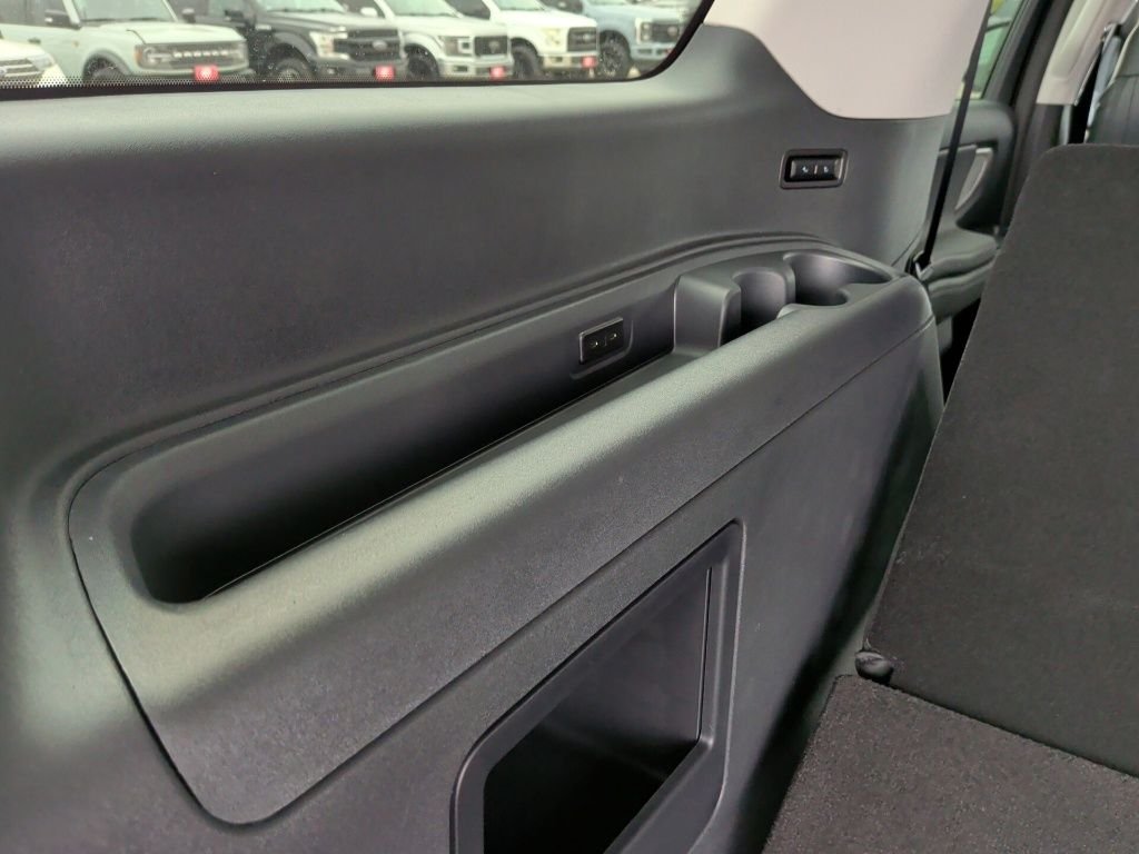 New 2026 Agate Black Metallic Ford MAX Active image 40