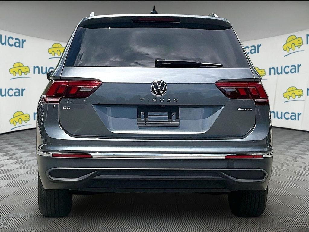 Used 2024 Gray Volkswagen 2.0T SE image 4