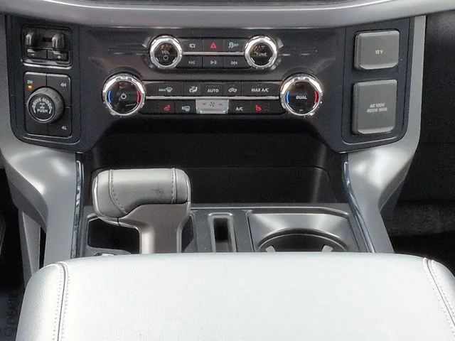 New 2026 Avalanche Ford XLT image 19