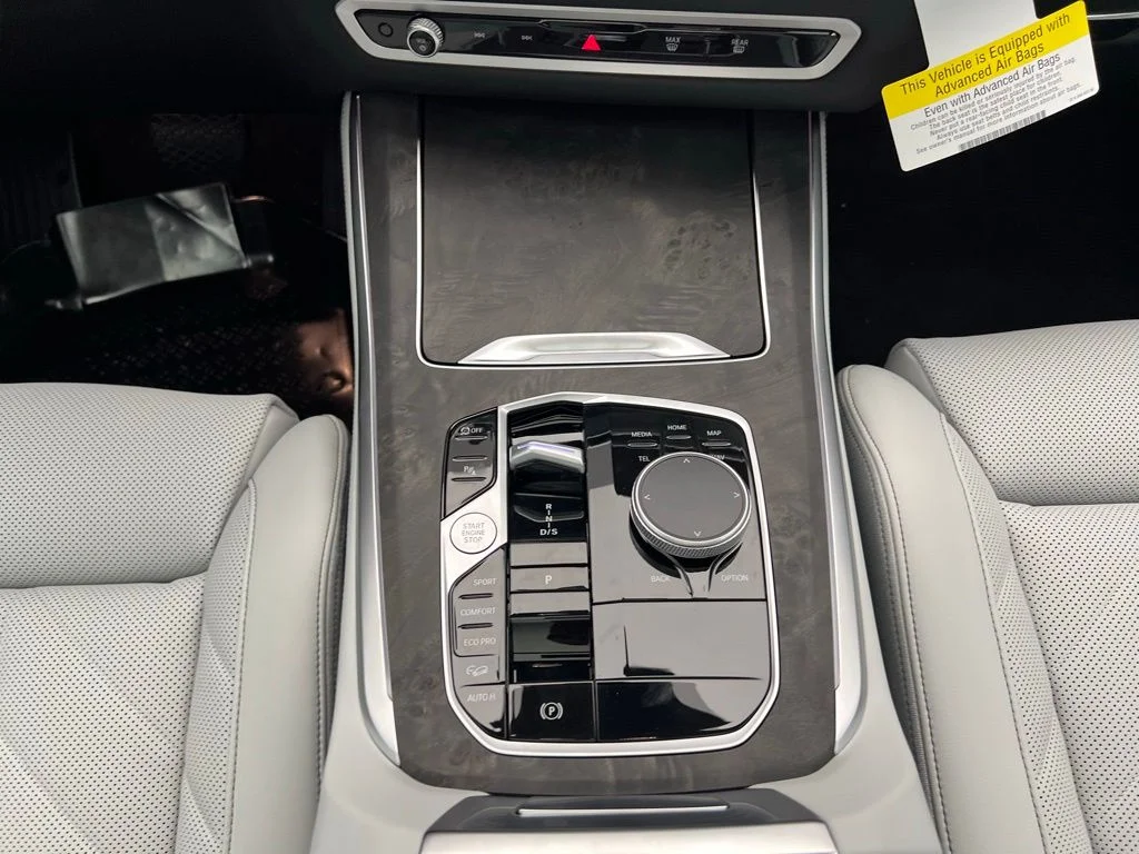 New 2026 Skyscraper Grey Metallic BMW xDrive40i image 11