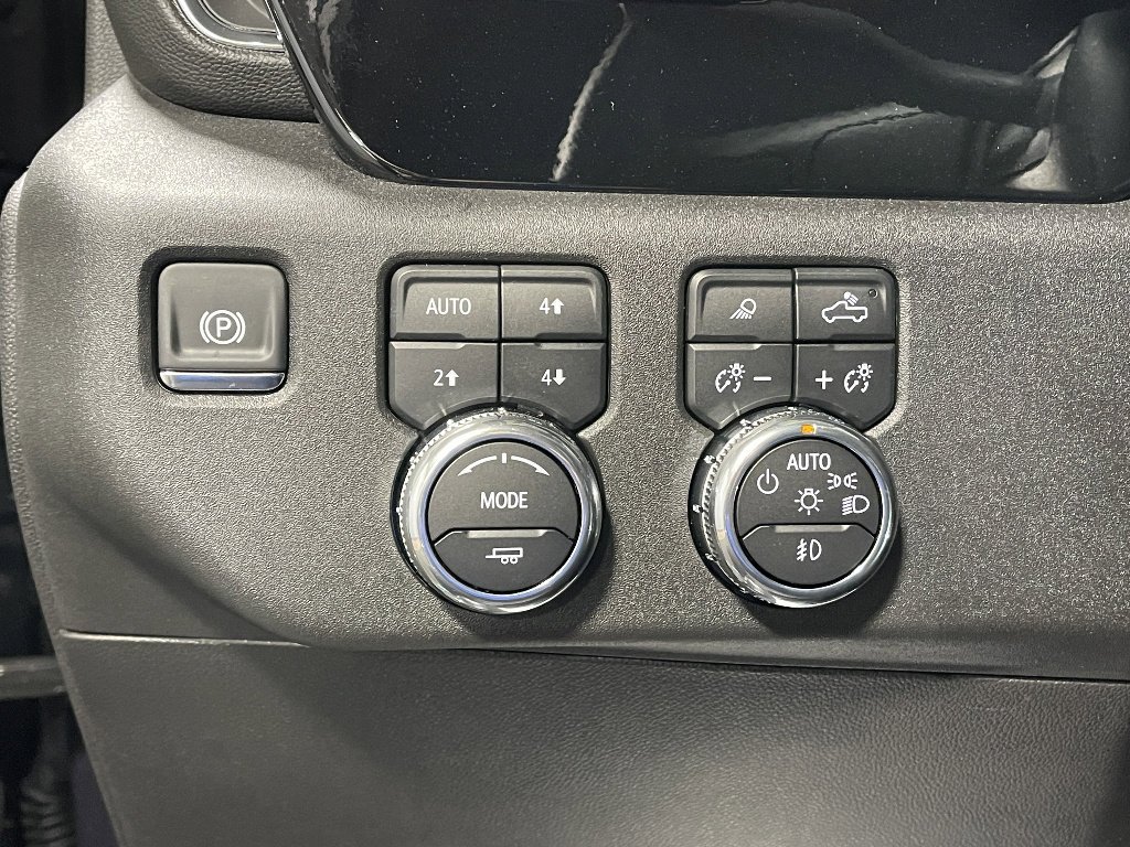 2025 GMC Sierra 2500HD SLT - Photo 32