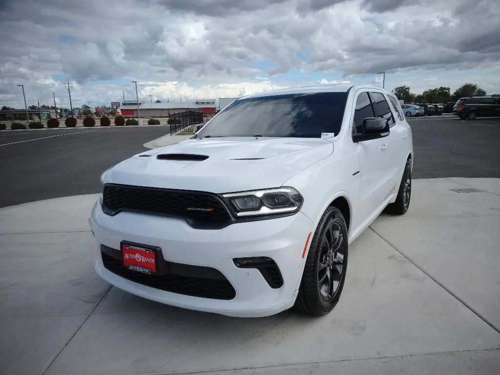 Used 2022 White Knuckle Clearcoat Dodge R/T image 7