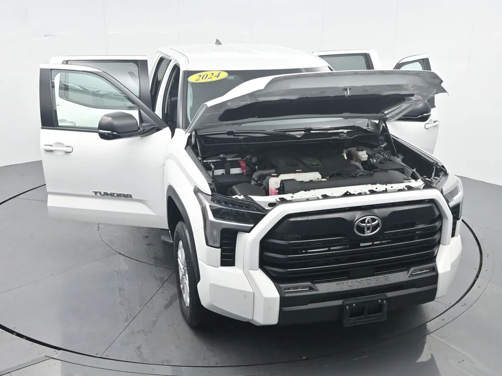 Certified Used 2024 Ice Toyota SR5 image 39