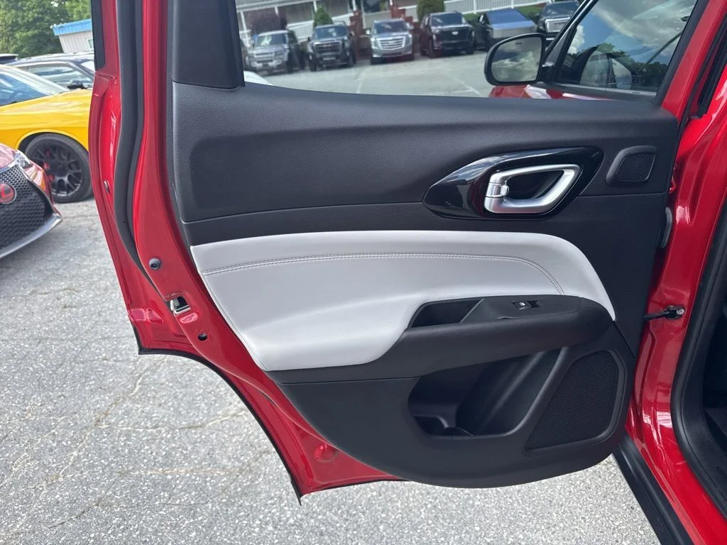 Used 2023 Red Jeep Limited image 27