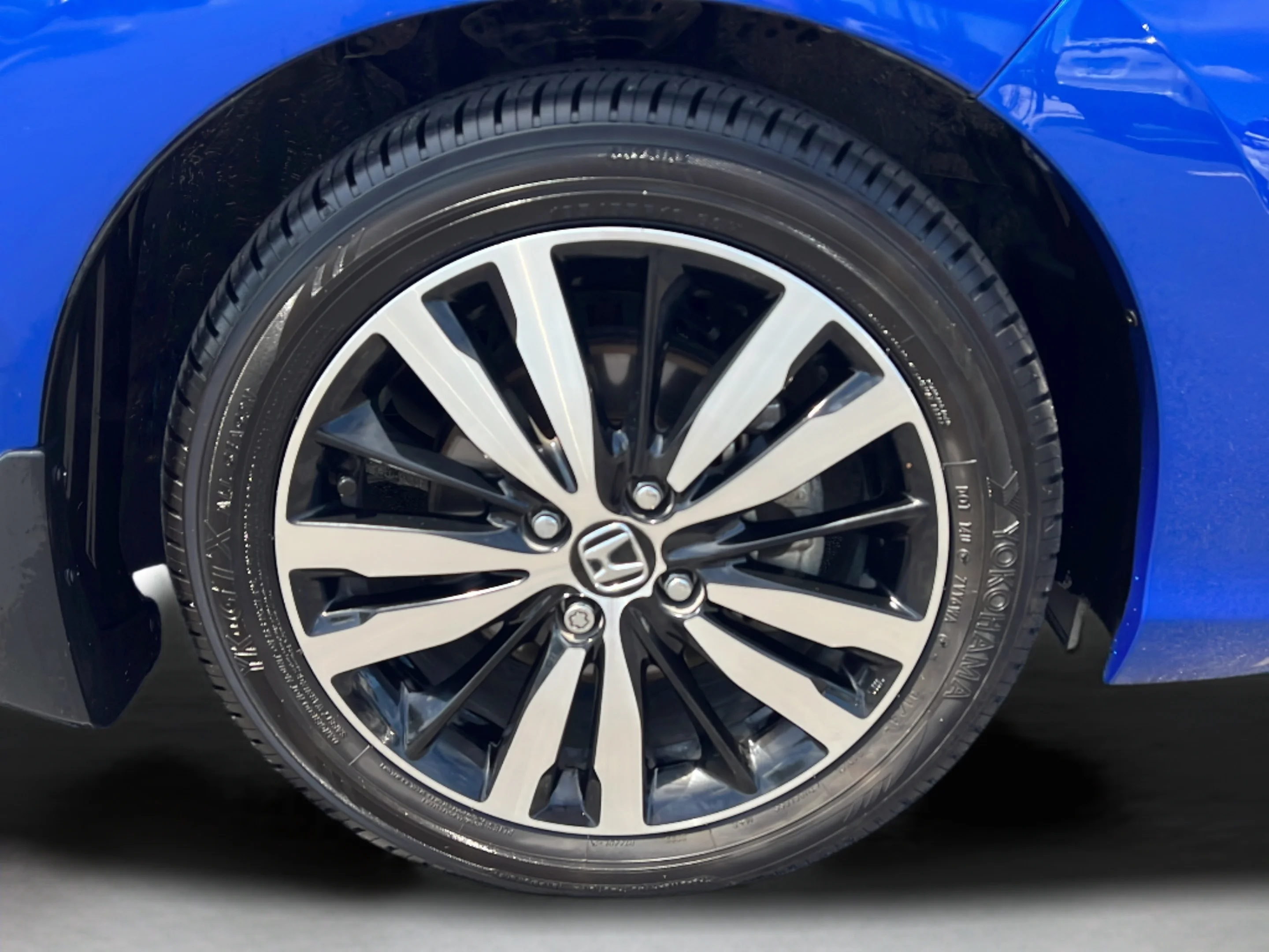 Used 2020 Aegean Blue Metallic Honda EX image 10