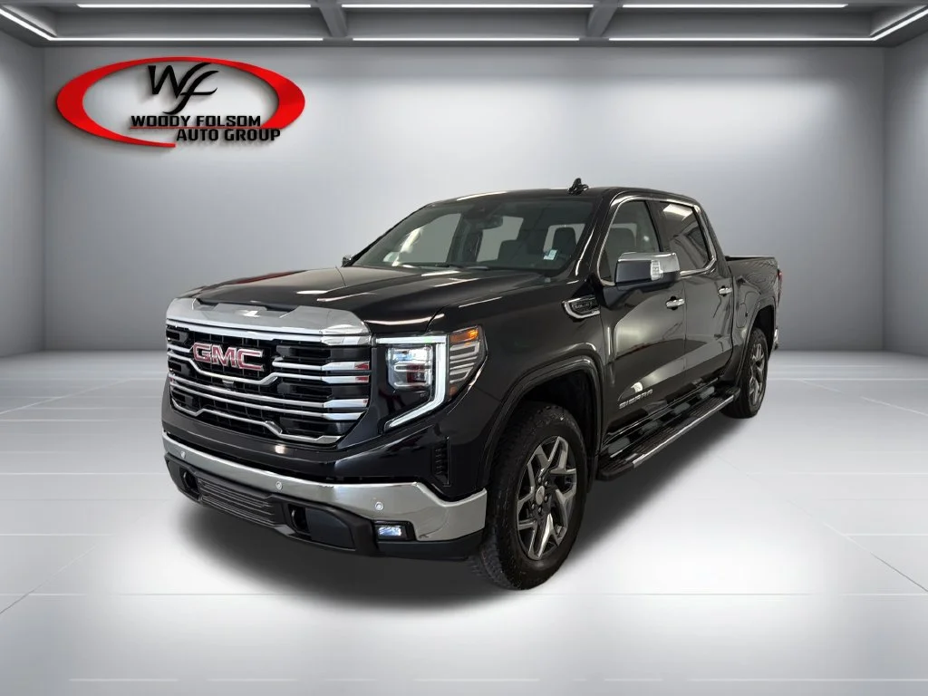 New 2026 Onyx Black GMC SLT image 3