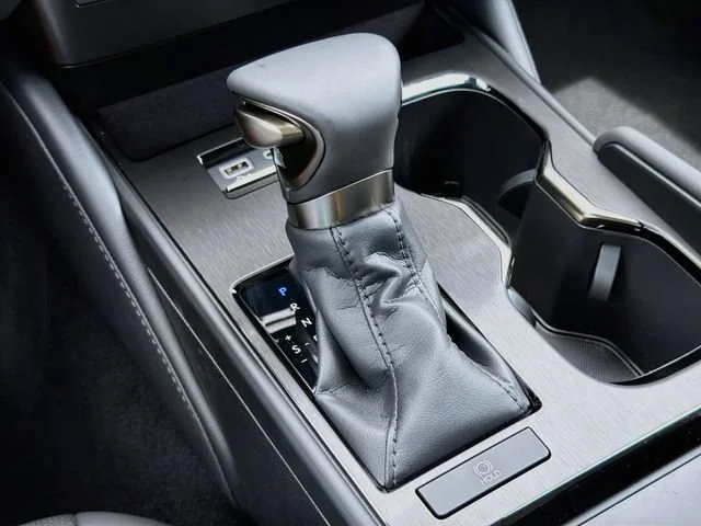 Certified Used 2023 Iridium Lexus ES 350 image 28
