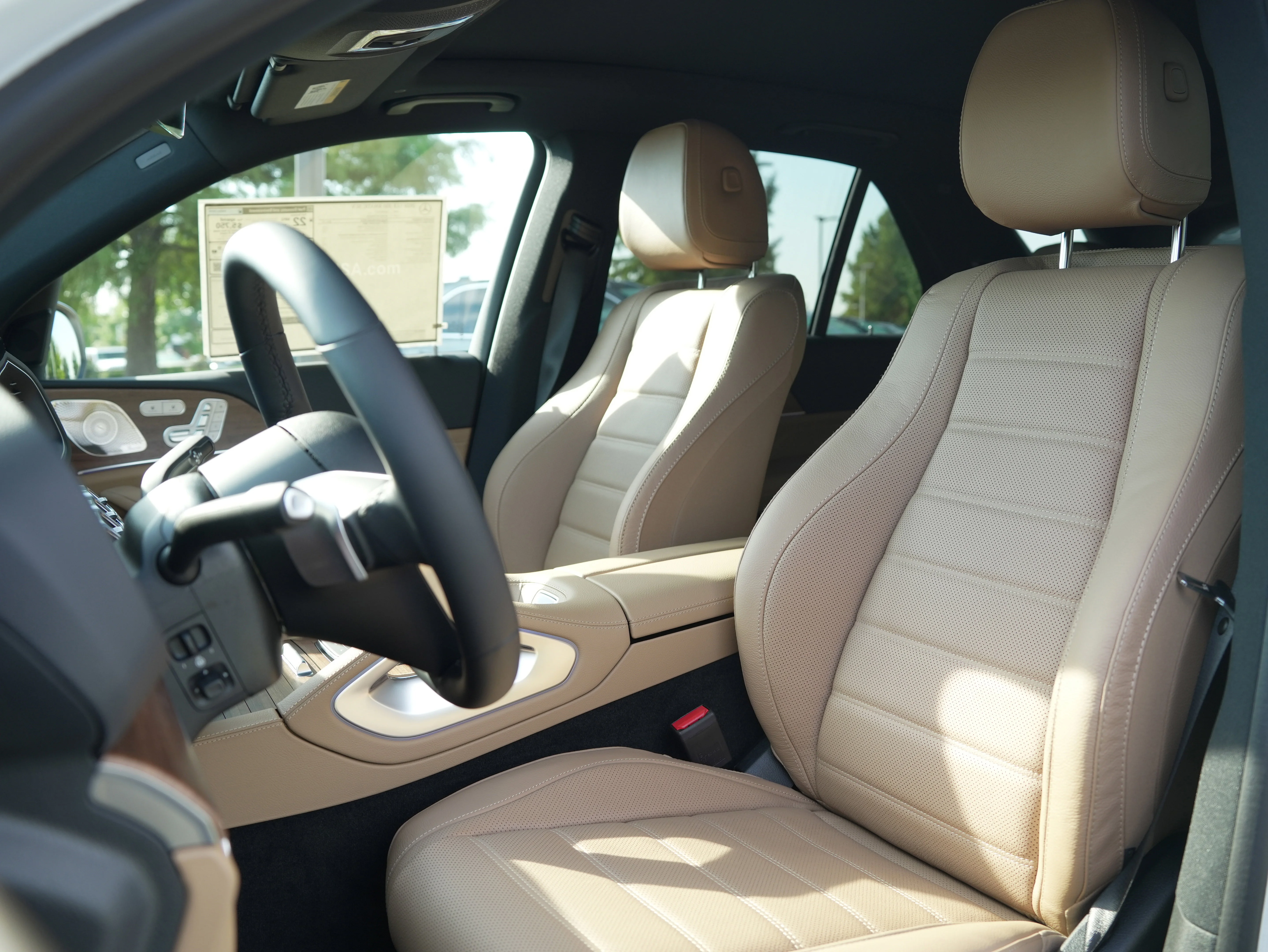 Used 2026 Moonlight White Mercedes-Benz GLE 350 image 36